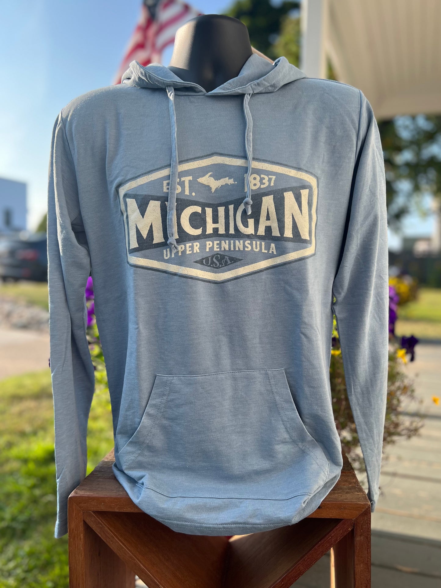 Upper Peninsula Lightweight Hooded Long-Sleeve