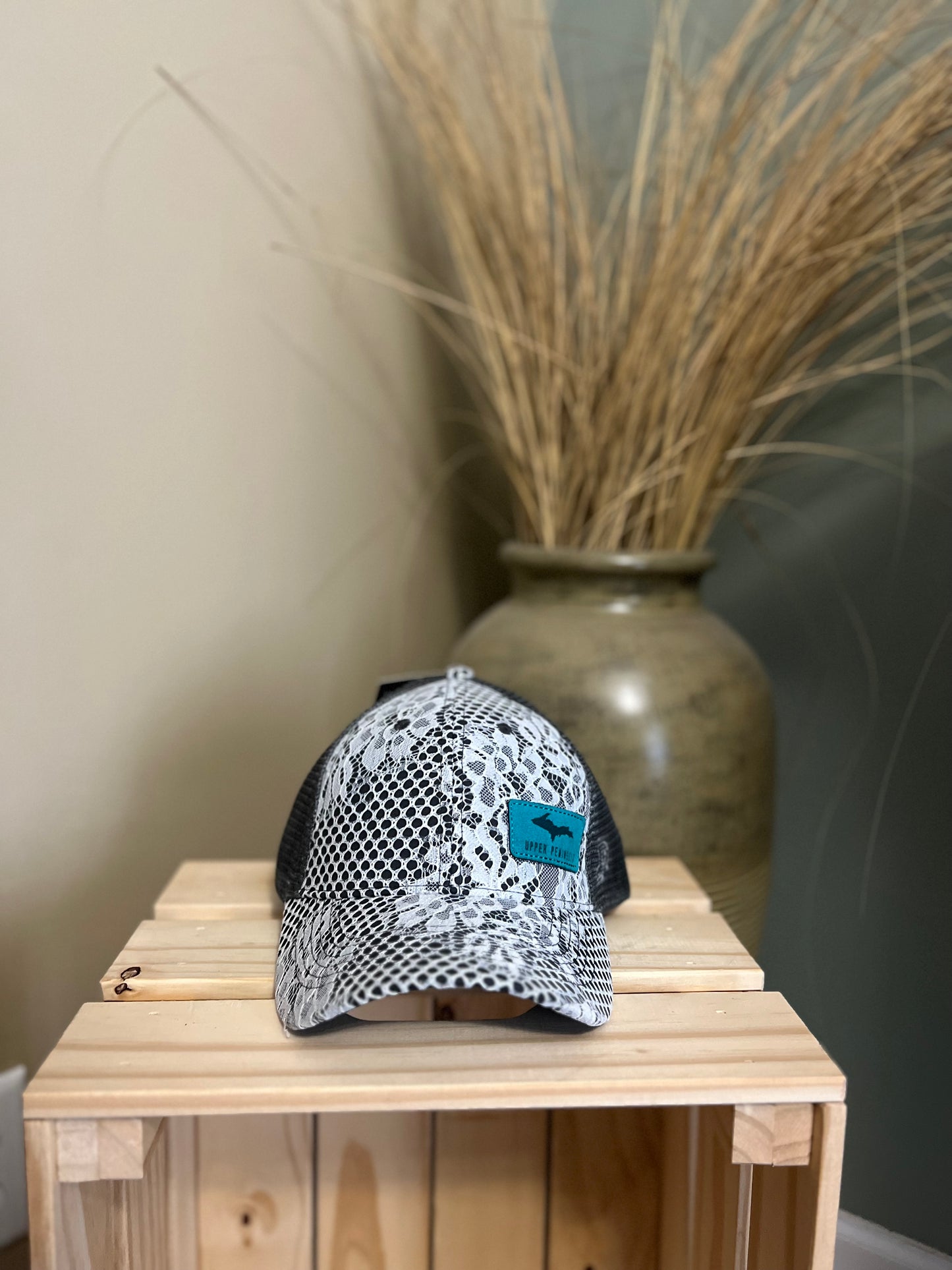 Women's UP Lace Ball Cap