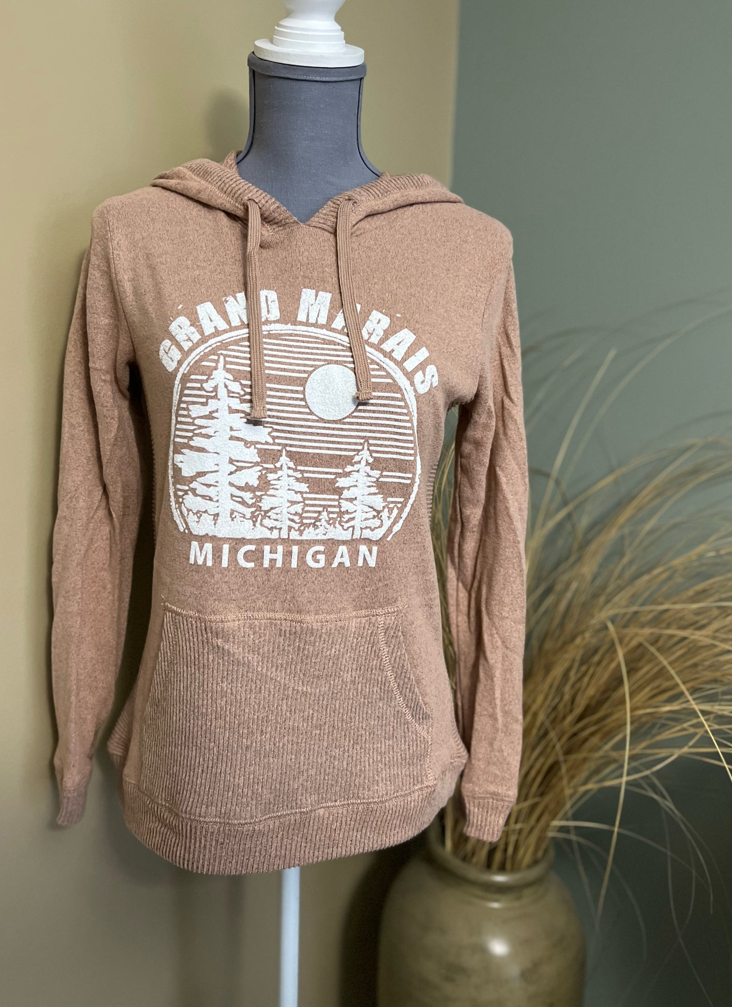 Super Soft Women’s Grand Marais Hooded Sweatshirt